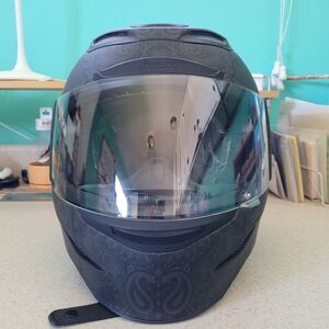 ICON Airmada Chantilly Helmet